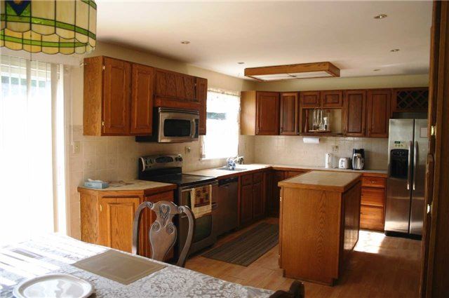 16 Old Carriage Rd, East Garafraxa, L9W 5A3 | Image 3