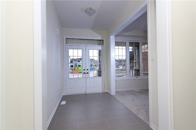 7869 Buckeye Cres, Niagara Falls, L2H2Y6 | Image 2