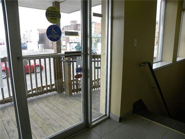 40 Lindsay St S, Kawartha Lakes, K9V 2L8 | Image 3