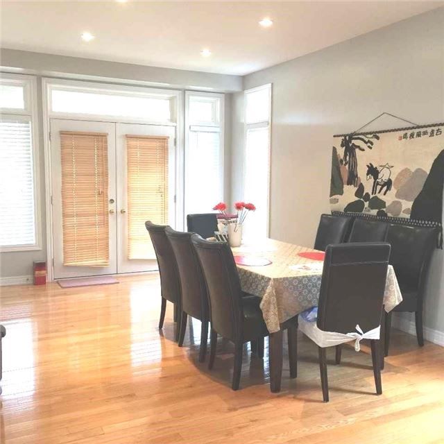 4 Berkshire Pl, Hamilton, L9K 0A9 | Image 2