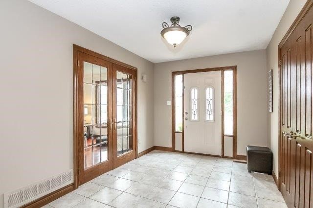 47 Sumner Cres, Grimsby, L3M5E3 | Image 2