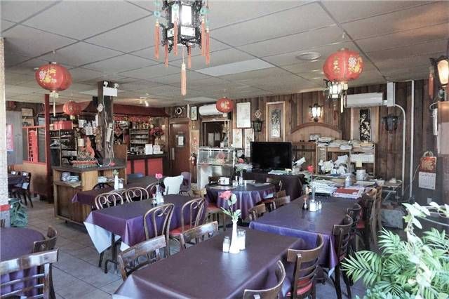 99 Lake St, St. Catharines, L2R5X5 | Image 3