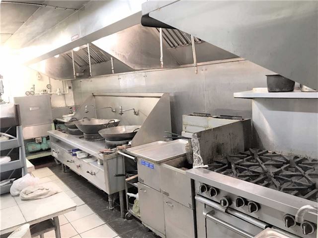 99 Lake St, St. Catharines, L2R5X5 | Image 2