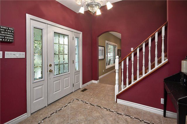 120 Wards Rd, Blue Mountains, L9Y 4S8 | Image 3