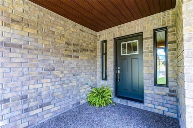 864 Burnham St, Cobourg, K9A 2X8 | Image 2