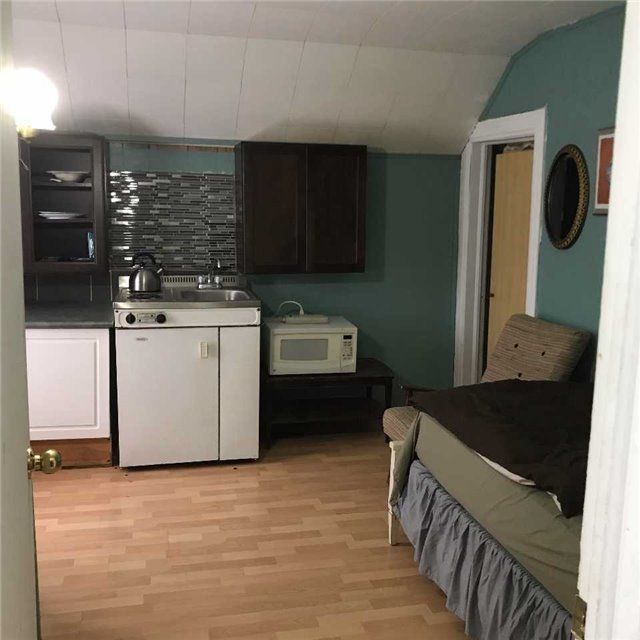 14 Alexander St, Port Hope, L1A 1B2 | Image 3