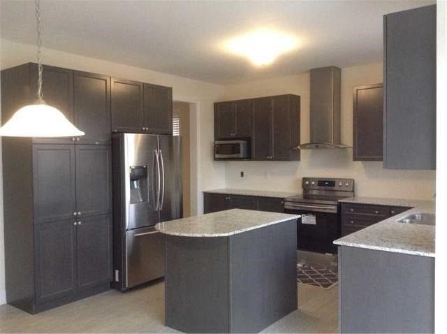 9337 Emerald Ave, Niagara Falls, L2G 0X5 | Image 2