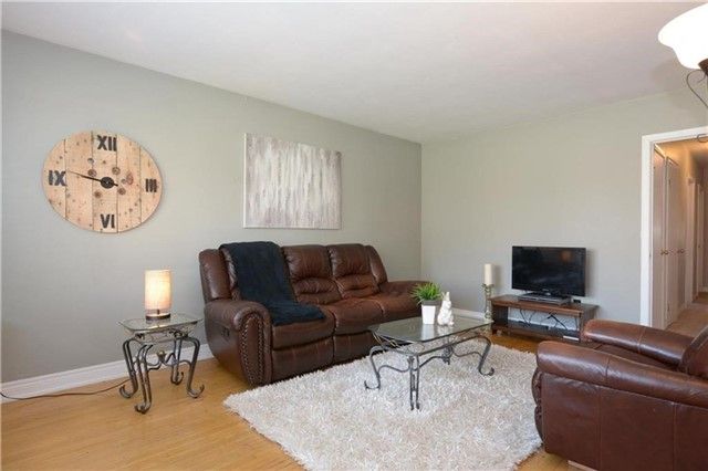 297 Mohawk Rd W, Hamilton, L9C 1W2 | Image 2