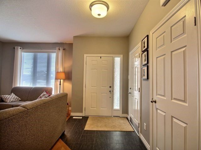 56 Cassie Cres, Strathroy-Caradoc, N7G4E2 | Image 2