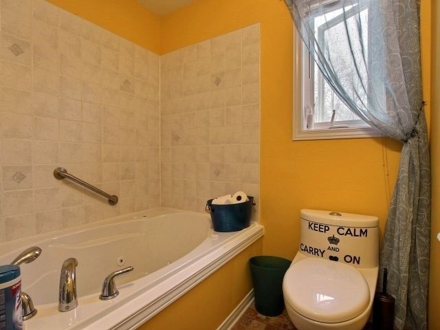 175 Hemlock Cres, Cornwall, K6H0A2 | Image 2