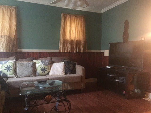 Room1