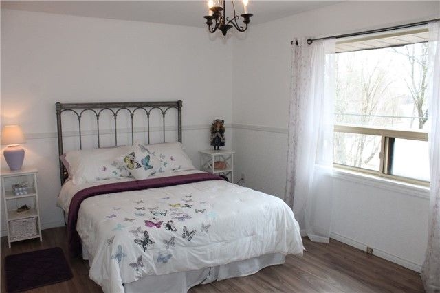 2331 Lakeside Rd, Douro-Dummer, K0L 2H0 | Image 2