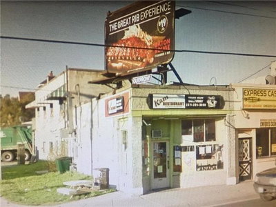 Store W/Apt/Office sold at 1064 Barton Street, Hamilton, Ontario, L8L3E5 - Crown Point - MLS: X4094270