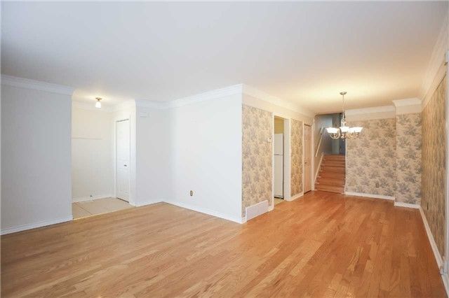 64 Dorchester Blvd, St. Catharines, L2M 6V2 | Image 3