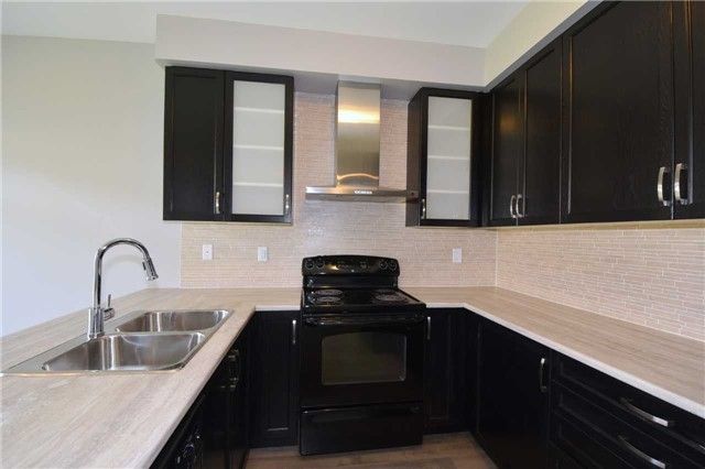 101 Warner Lane, Brantford, N3T 5L5 | Image 3