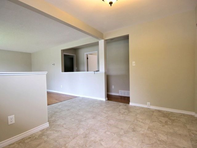 22 Delaware Ave, Guelph, N1E3V4 | Image 3