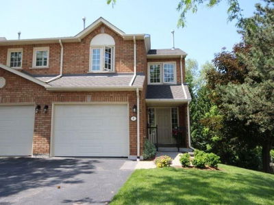 Townhouse sold at 1-14 Huntingwood Avenue, Hamilton, Dundas, L9H6X3 - MLS: X4153013