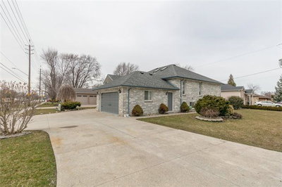 1230 Cabana Road West, Windsor, Ontario image-0-1