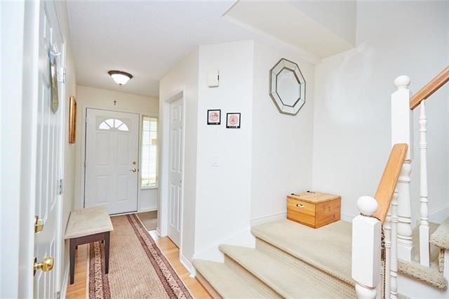 3 - 5070 Drummond Rd, Niagara Falls, L2E 6E4 | Image 2