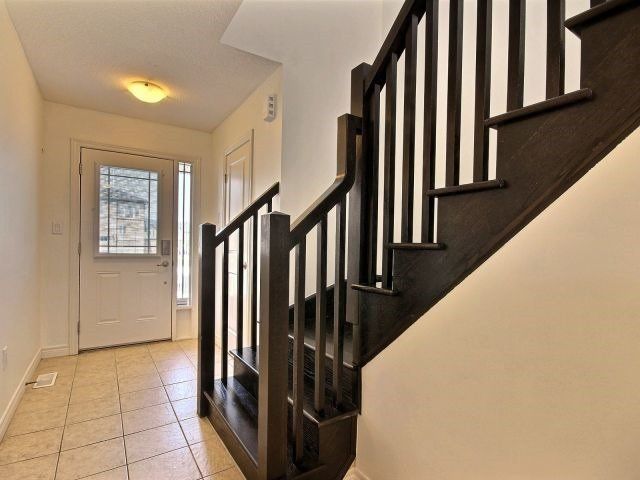 134 Westbank Tr, Hamilton, L8J0H3 | Image 3