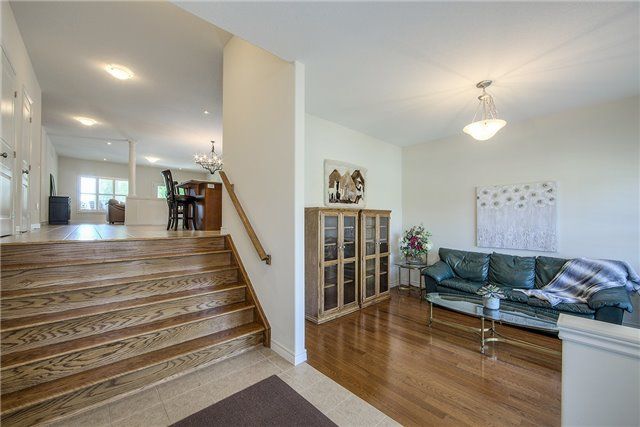 66 Magnificent Way, Hamilton, L0R 1C0 | Image 3