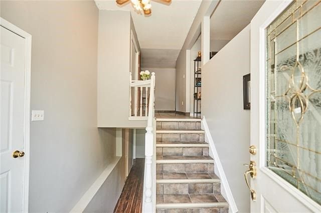 23 Bridlewood Dr, Welland, L3C6J7 | Image 2