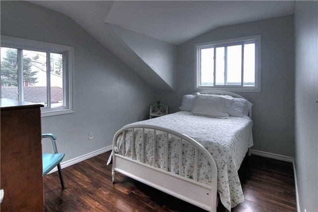 111 Hazel St, Kawartha Lakes, K0M1L0 | Image 3