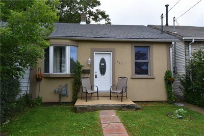 Semi-Detached House sold at 101 Emerald Street, Hamilton, Ontario, L8L 5R5 - Landsdale - MLS: X4242070