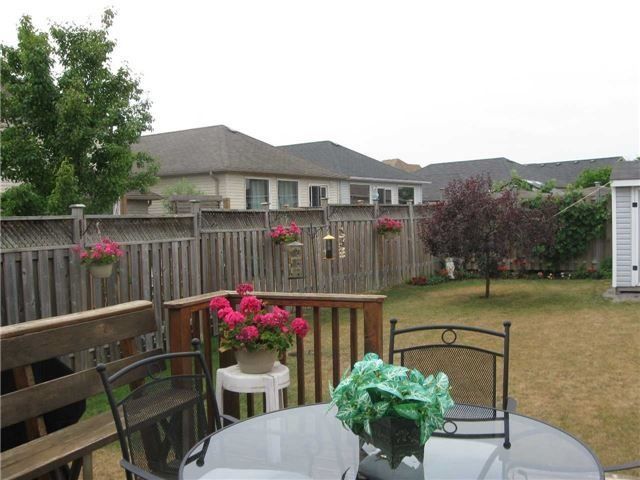 507 Clancy Cres, Peterborough, K9K 2S1 | Image 2