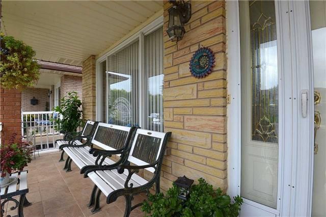 42 Lasila Crt, Hamilton, L9C7B6 | Image 3