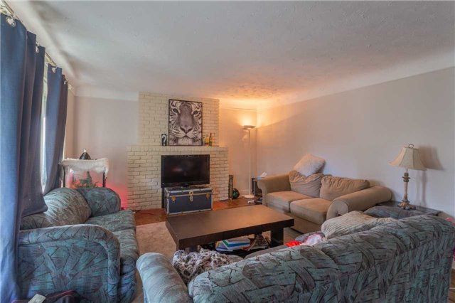 26 Larchwood Dr, St. Catharines, L2T 2H5 | Image 2