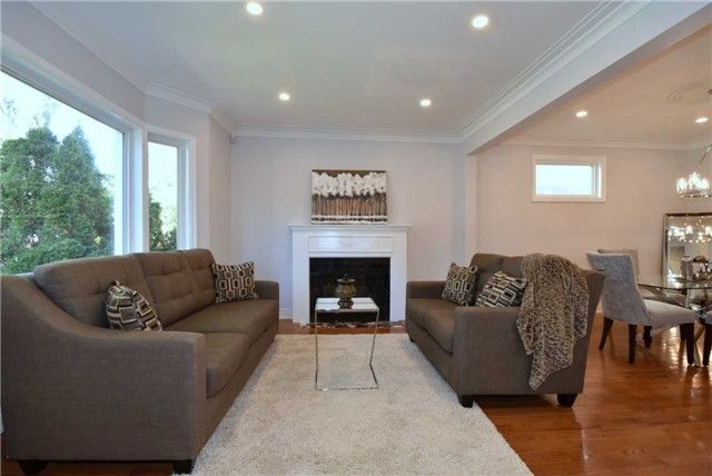 15 Millen Ave, Hamilton, L9A2T5 | Image 3