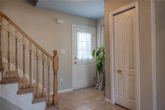 148 Snowdrop Cres, Kitchener, N2E 4G7 | Image 2