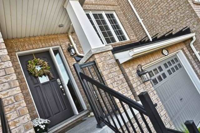 13 Emick Dr, Hamilton, L9K 0C4 | Image 3