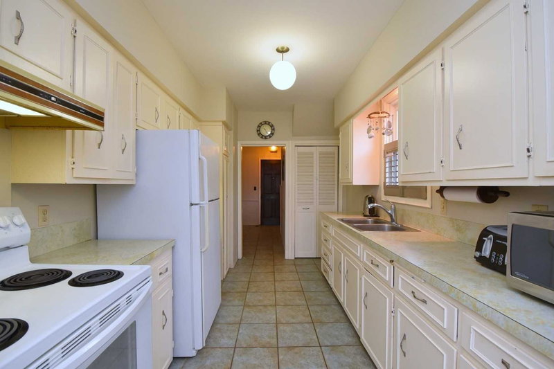 52 Bishop St, Brantford, N3S1M2 | Image 2