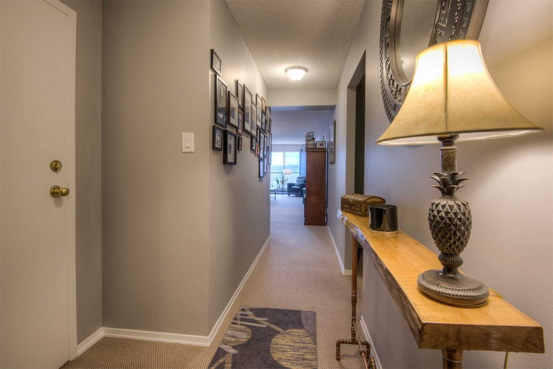 902 - 358 Waterloo Ave, Guelph, N1H 7Y3 | Image 2