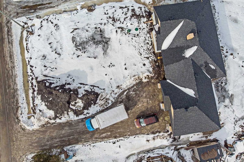 71 Wakeford Rd, Kawartha Lakes, K0M 2C0 | Image 2