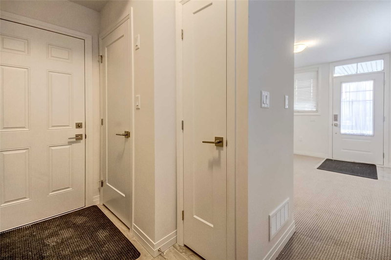 23 Dodman Cres, Hamilton, L9G 0G6 | Image 3