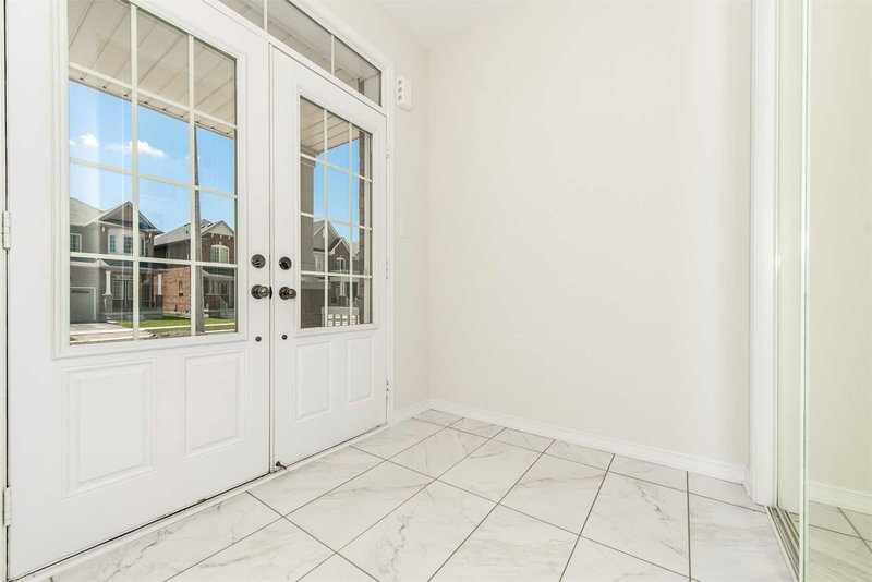 7777 Hackberry Tr, Niagara Falls, L2H3R5 | Image 3