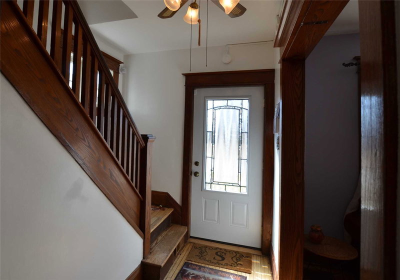 212 Maple Ave, Welland, L3C5G5 | Image 3