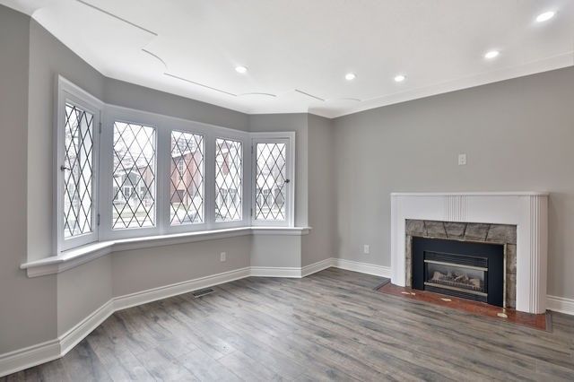 53 Brucedale Ave E, Hamilton, L9A 1N2 | Image 2