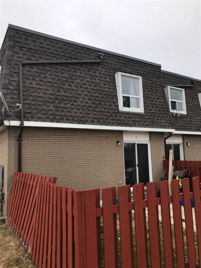 J - 766 Walter St, Cambridge, N3H 4P3 | Image 2