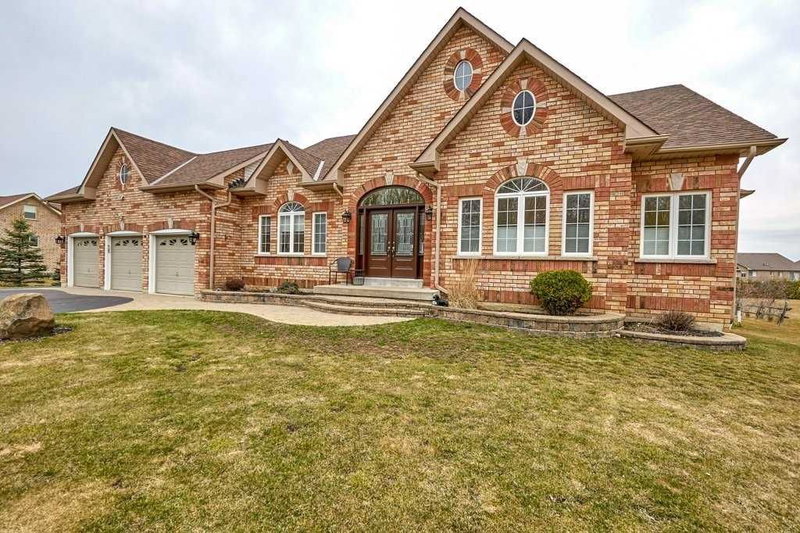 197 Mcgill Dr, Kawartha Lakes, K9V 4R4 | Image 2