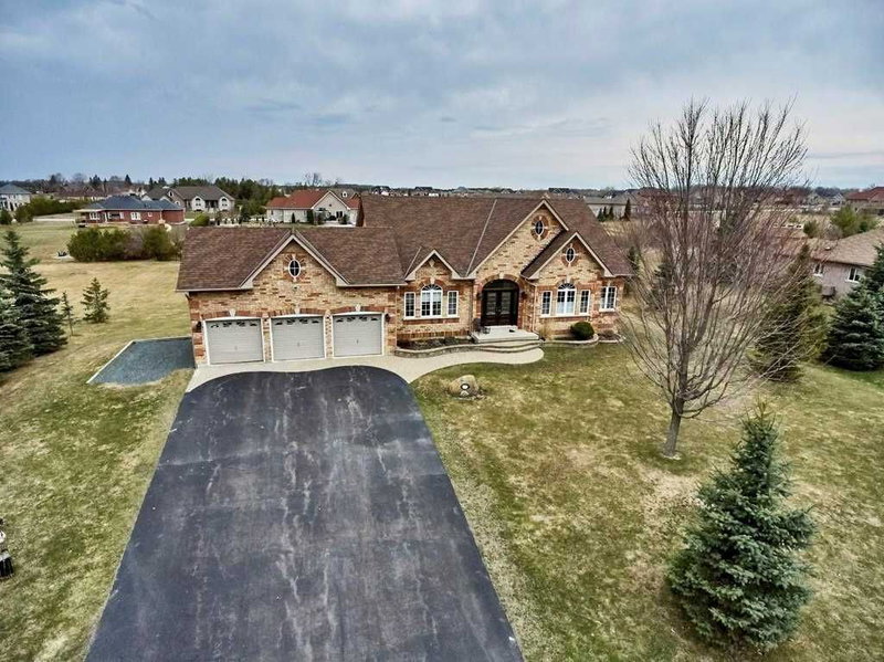 197 Mcgill Dr, Kawartha Lakes, K9V 4R4 | Image 3