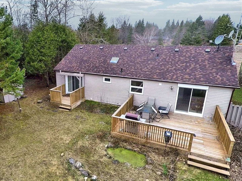 16 Old Carriage Rd, East Garafraxa, L9W 5A3 | Image 3