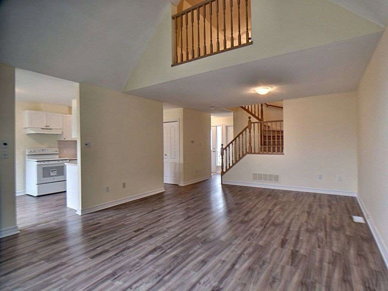 66 - 175 Fiddlers Green Rd, Hamilton, L9G4X7 | Image 2