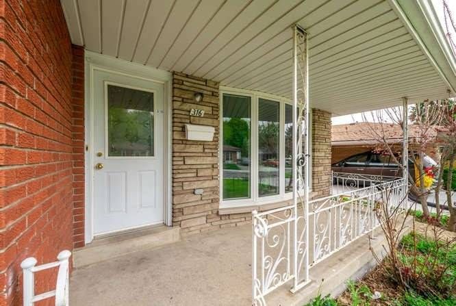 316 Cranbrook Dr, Hamilton, L9C4T3 | Image 2