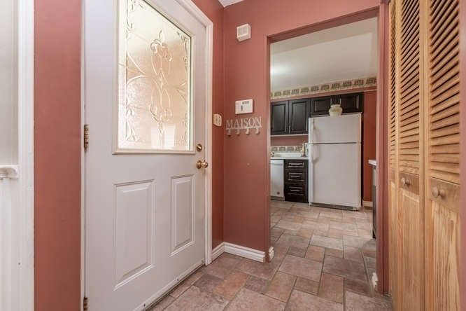 316 Cranbrook Dr, Hamilton, L9C4T3 | Image 3