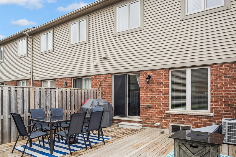 43 - 541 Winston Rd, Grimsby, L3M Oc5 | Image 3