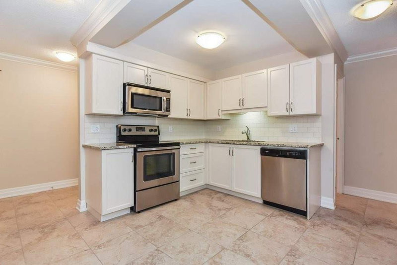 302 - 55 Yarmouth St, Guelph, N1H 7R4 | Image 2